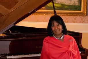 This image has an empty alt attribute; its file name is jp2019.jpg